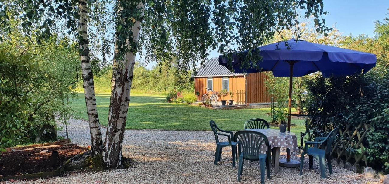 Bed and Breakfast Magnolia-house Louesme Esterno foto